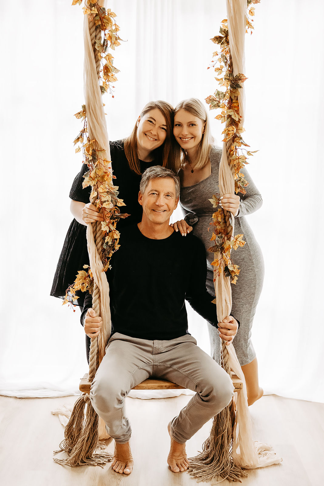 Bildgefühle,Odenwald,Fotografie,Fotograf,Fotografin,Fotografieren,Bilder,Fotos,Fotostudio,Studio,Shooting,Babyfotografie,Babyfotos,Newborn,Baby,Neugeborenenfotografie,Kinder,Kinderfotos,Kinderfotografie,Familie,Familienfotos,Familienfotografie,Babybauch,Babybauchshooting,Portraits,Paarfotografie,Couple,Paare,Pärchen,MeTime,Frauenfotografie,Familienfotografin,Natürliche Fotos,CakeSmash,Geburtstagsshooting,Erster Geburtstag,1.Geburtstag,Schau mal wie ich wachse,SMWIW,First Shooting,Coaching für Fotografen,Business,Coaching,Businessguide,Videografie,Mentoring für Fotografen,1:1 Coaching,Fotografenbusiness,Erinnerungsfilm,Familienfilm,Homestory,zu Hause,Natur,Outdoor,Boho,Herbst,Frühling,Sommer,Winter,Höchst im Odenwald,Sandbach,Darmstadt,Aschaffenburg,Erbach,Michelstadt,Wörth am Main,Obernburg,Miltenberg,Breuberg,Dieburg,Reinheim,Reichelsheim,Groß-Umstadt,Brensbach,Otzberg,Frankfurt,Mannheim,Heidelberg, Shootinghaus, Shootinghaus am Wald, Shootinggarten