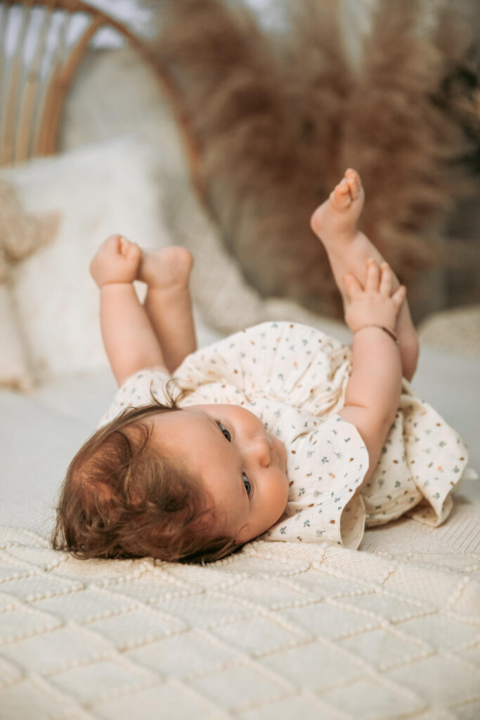 Schau mal wie ich wachse Baby Babyfoto Erinnerungen Babys Erstes Lebensjahr Bildgefühle